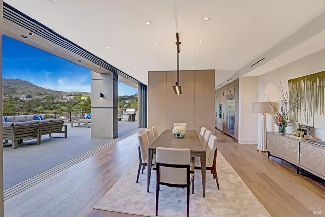 $8,977,000 | 3 Trestle Glen Circle, Tiburon, CA 94920