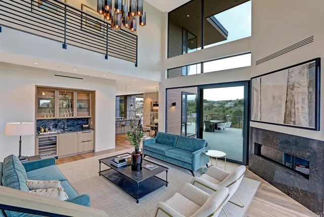 $8,977,000 | 3 Trestle Glen Circle, Tiburon, CA 94920