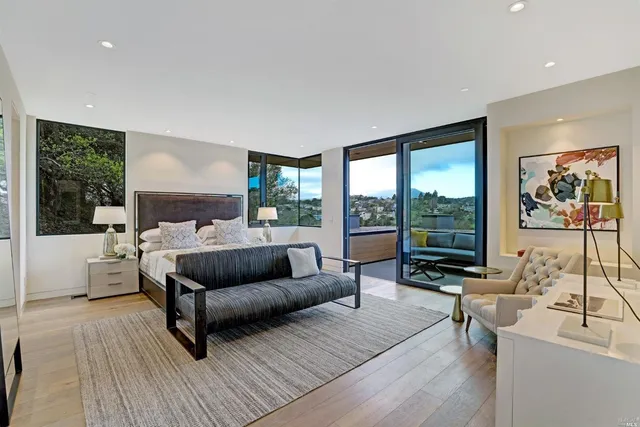 $8,977,000 | 3 Trestle Glen Circle, Tiburon, CA 94920