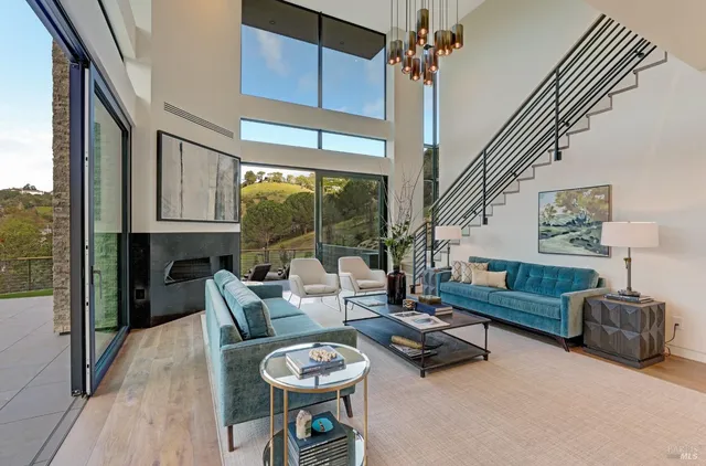 $8,977,000 | 3 Trestle Glen Circle, Tiburon, CA 94920