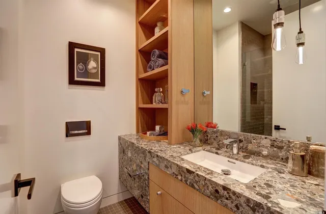 $8,977,000 | 3 Trestle Glen Circle, Tiburon, CA 94920