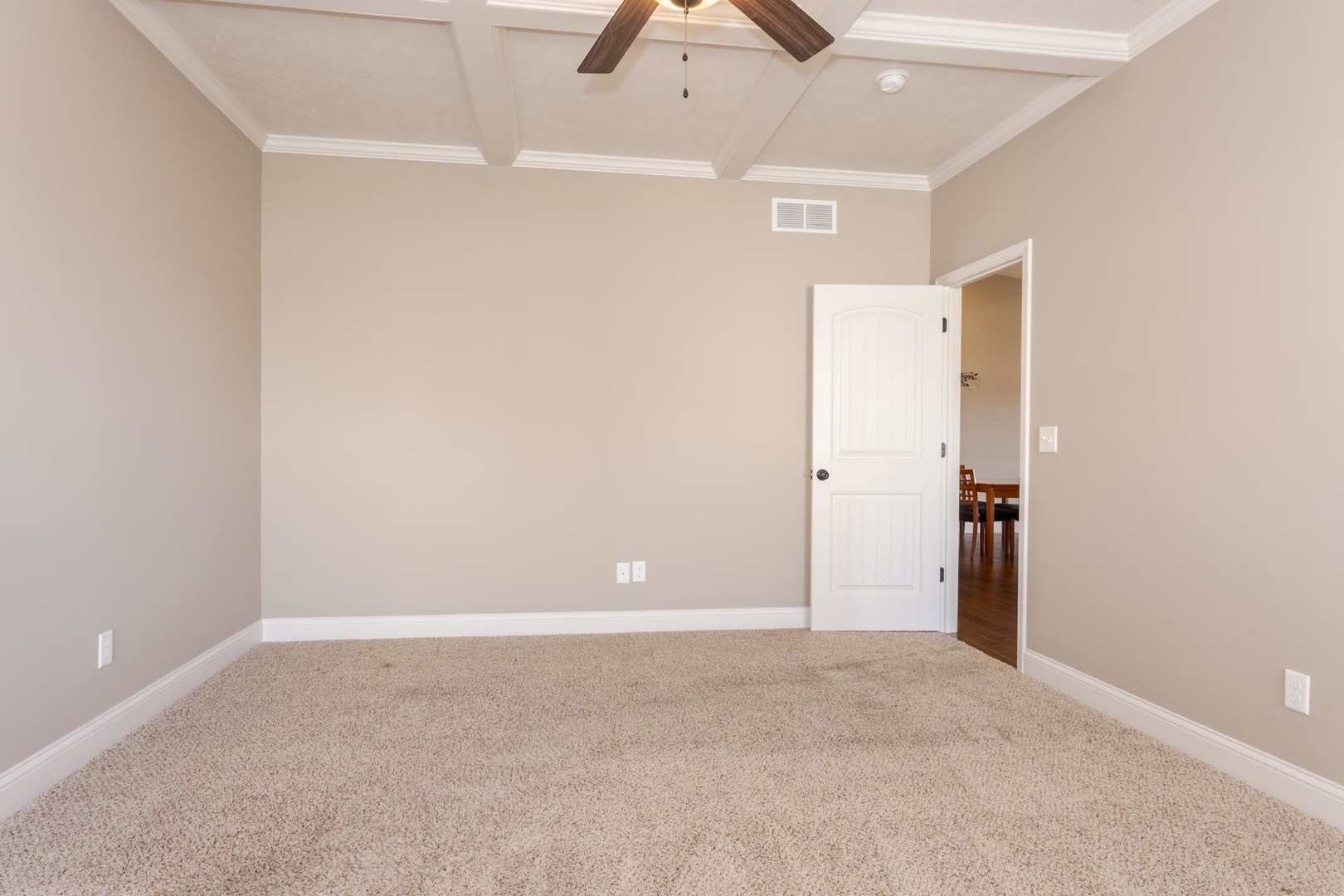 2004 Escalade Road Bloomington, IL 61705 - Photo 16 of 30 Gallery Image 16