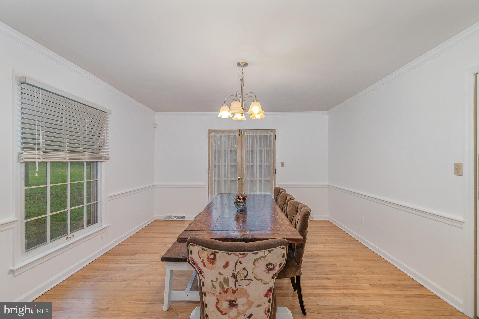 109 Lyn Circle York, PA 17403 - Photo 11 of 50