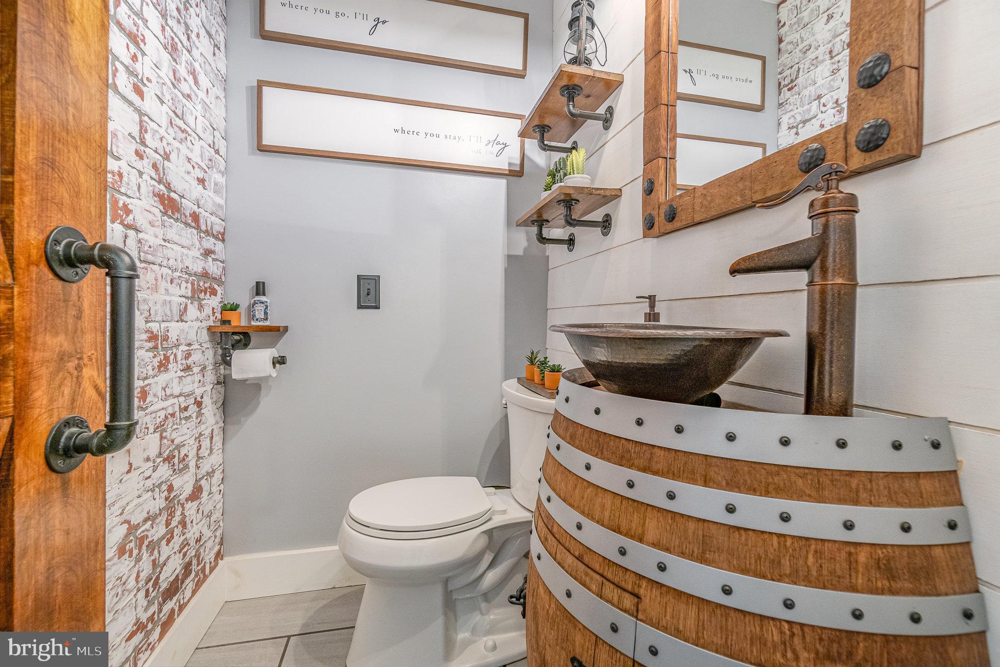 109 Lyn Circle York, PA 17403 - Photo 19 of 50