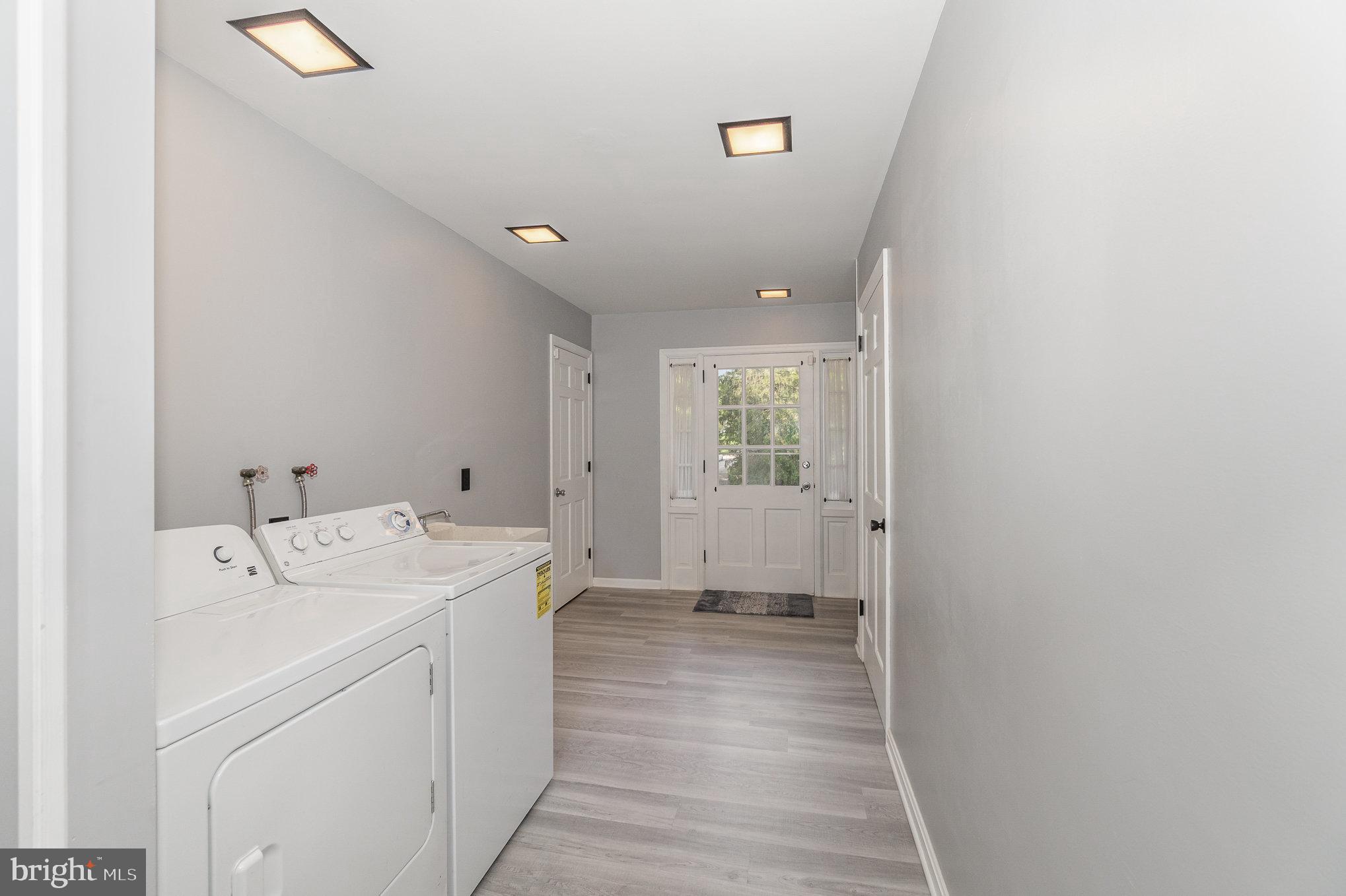 109 Lyn Circle York, PA 17403 - Photo 20 of 50