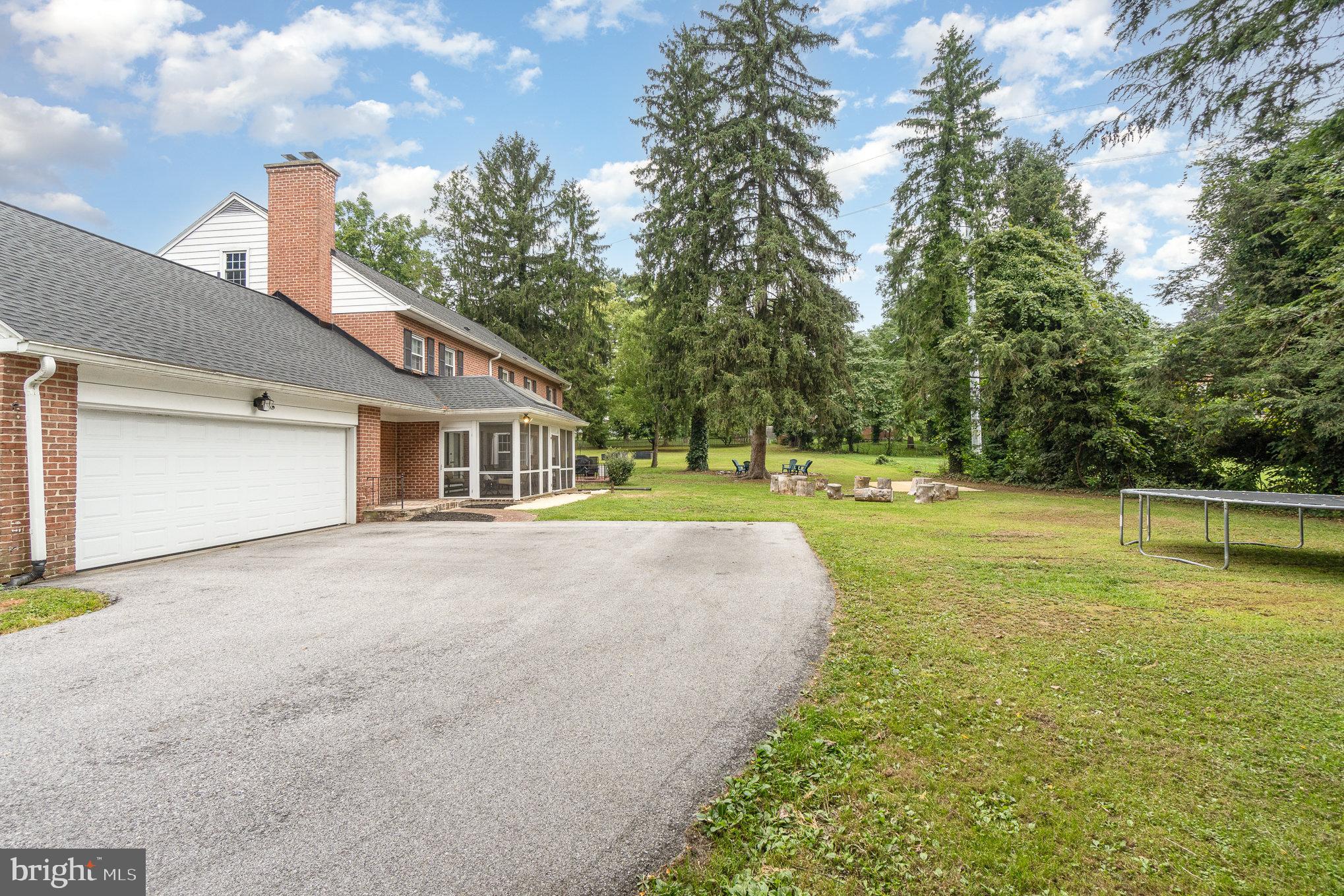 109 Lyn Circle York, PA 17403 - Photo 42 of 50