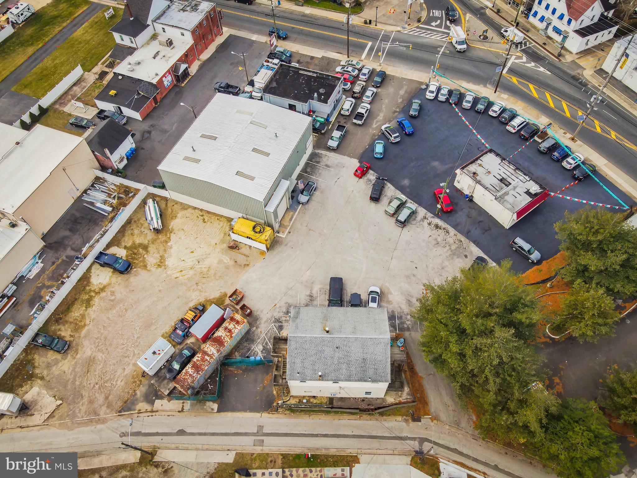 32 Edgewater Avenue Westville, NJ 08093 - Photo 13 of 40