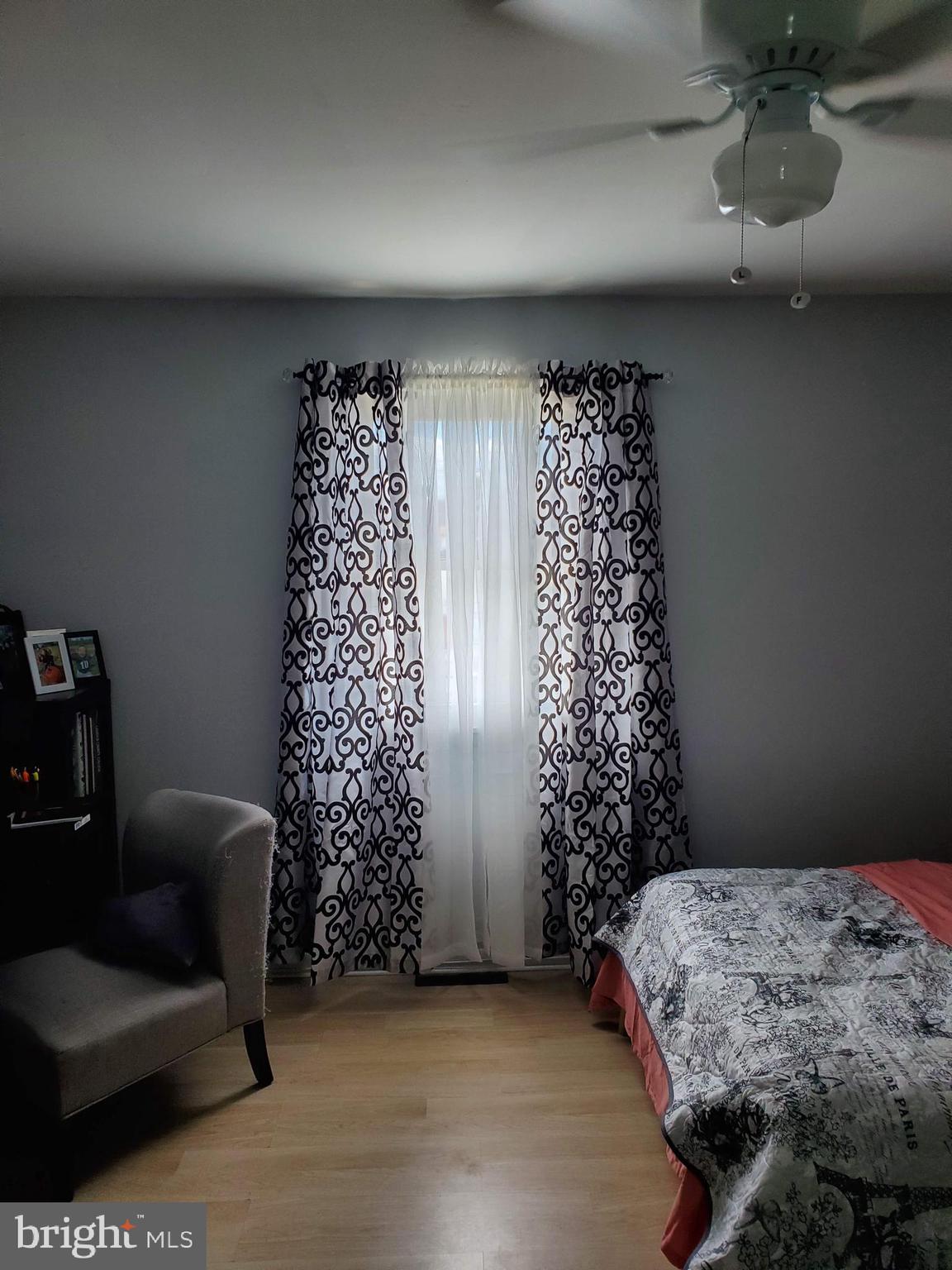 32 Edgewater Avenue Westville, NJ 08093 - Photo 23 of 40 Efficiency upper floor with river view deck