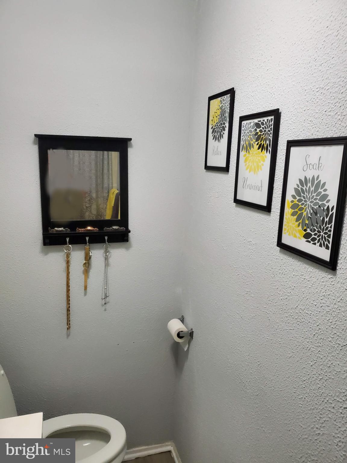 32 Edgewater Avenue Westville, NJ 08093 - Photo 25 of 40 Efficiency upper floor with river view deck