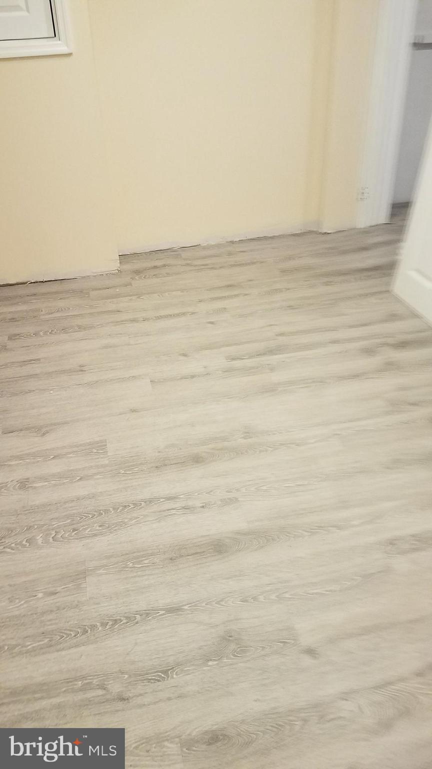 32 Edgewater Avenue Westville, NJ 08093 - Photo 34 of 40 Upstairs 2/1