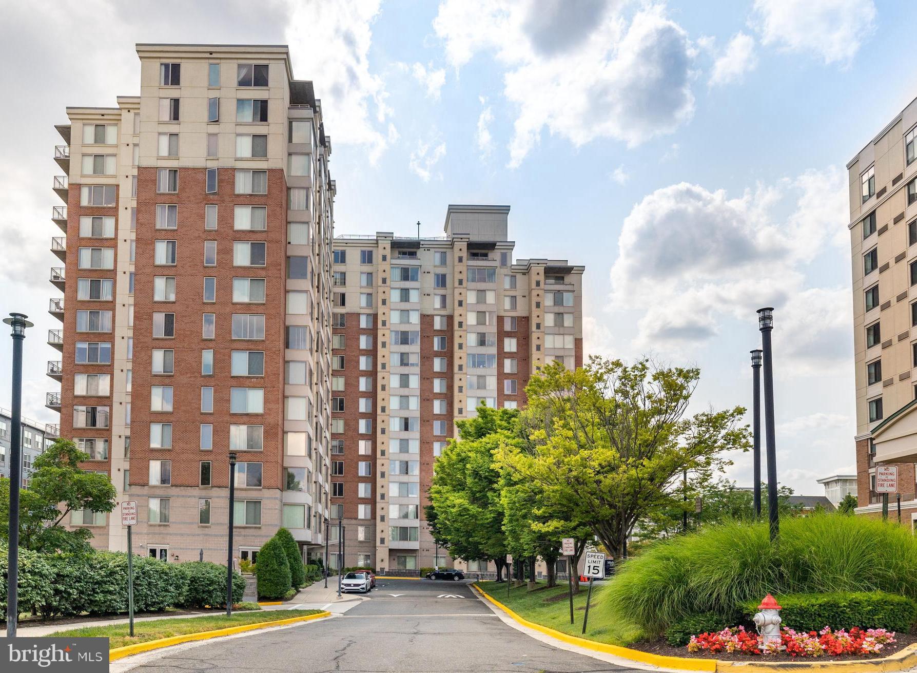 2726 Gallows Rd #708 Vienna!