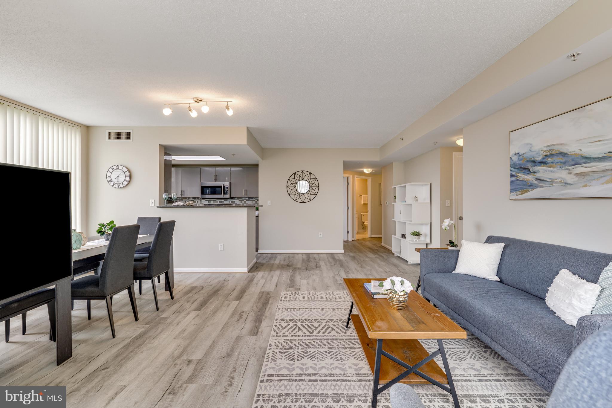 2726 Gallows Road, Unit 708 Vienna, VA 22180 - Photo 38 of 38 Open Floor Plan