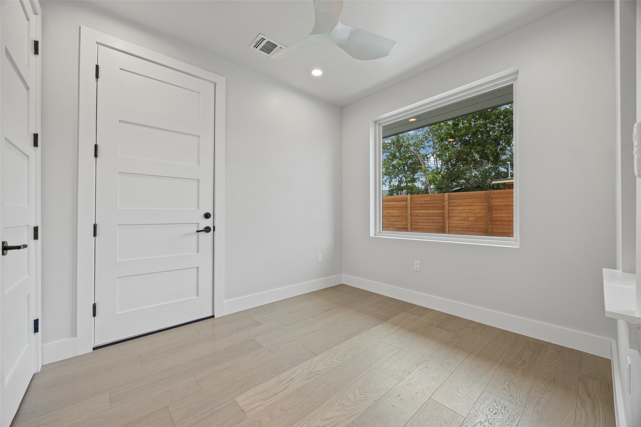 100 West Odell Street, Unit 2 Austin, TX 78752 - Photo 7 of 27