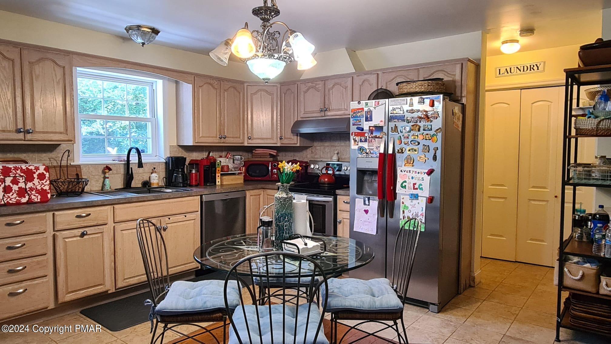 1720 Clover Road North Long Pond, PA 18334 - Photo 4 of 16 Kitchen