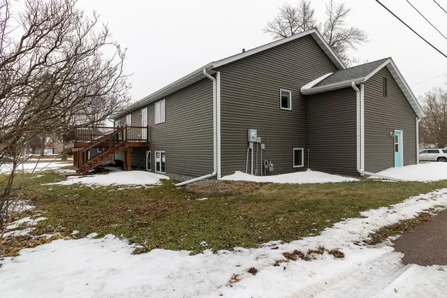 $389,900 | 402 Cedar Street, Nicollet, MN 56074