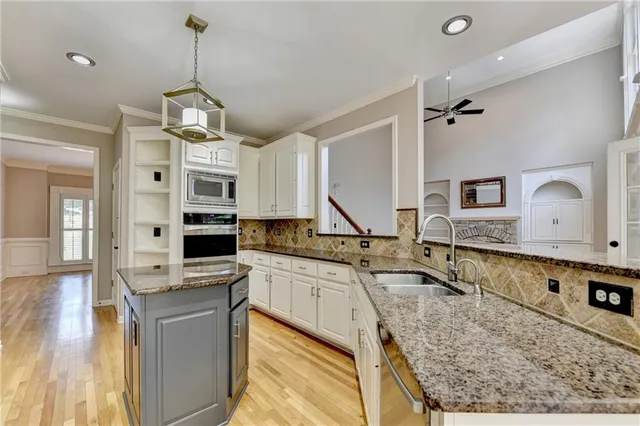 $1,050,000 | 6010 Somerset Court, Suwanee, GA 30024