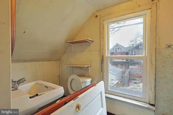 $115,000 | 214 South Central Avenue, Cumberland, MD 21502