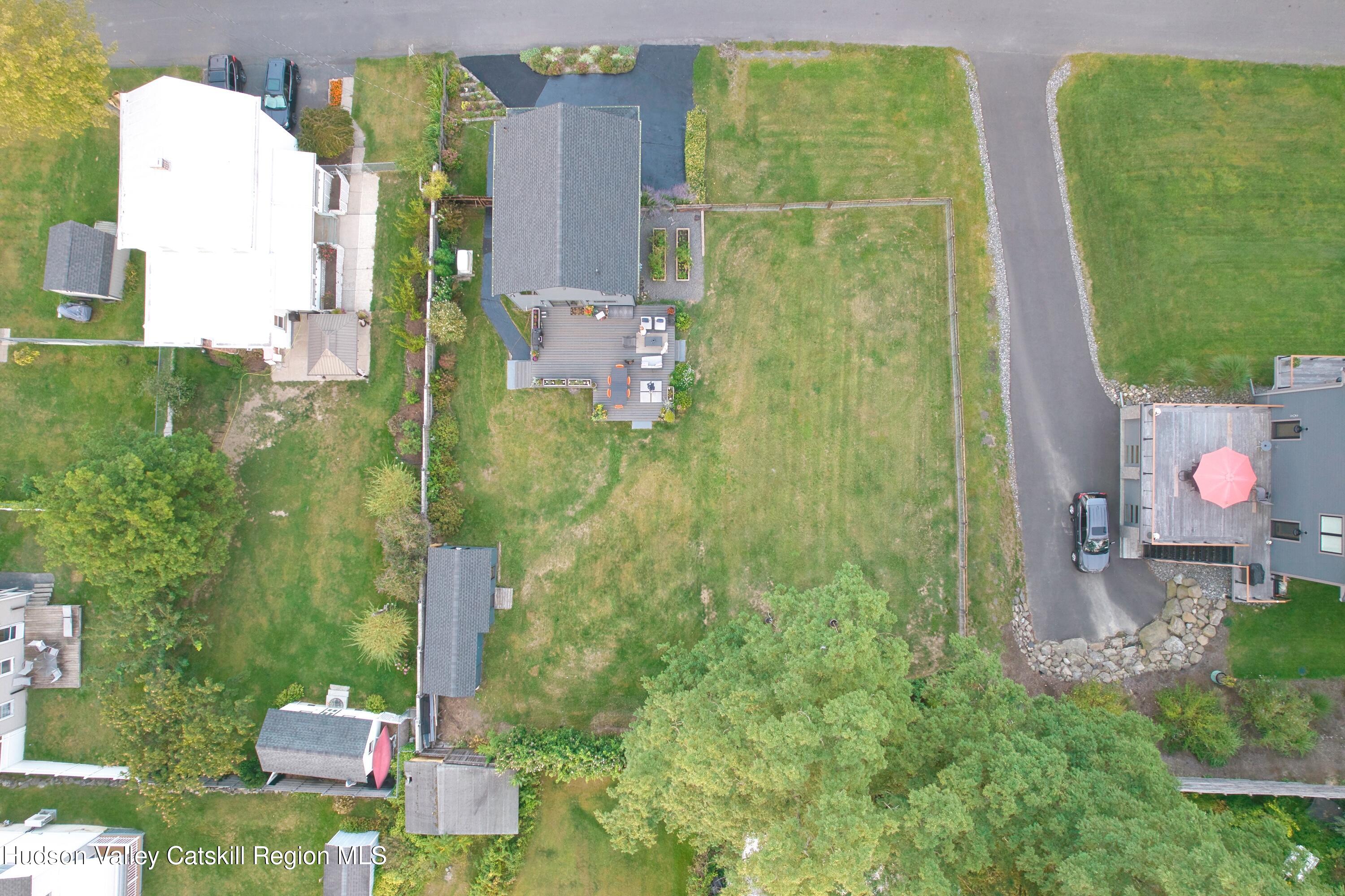 202 Tilden Street Port Ewen, NY 12466 - Photo 5 of 37 DJI_0247