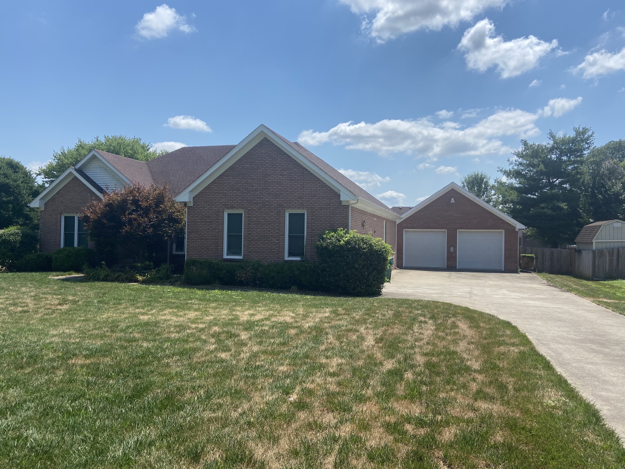 4237 Trenton Road Clarksville, TN 37040 - Photo 2 of 36
