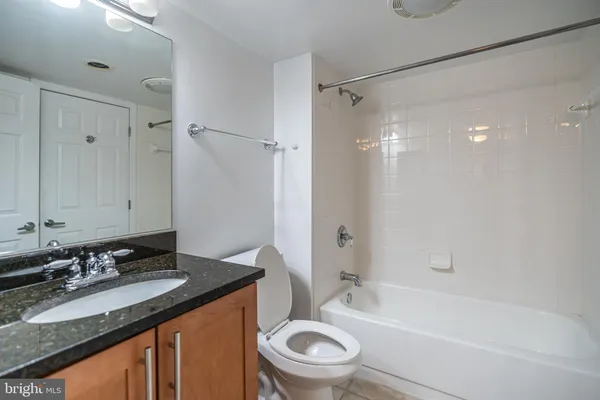 $585,000 | 3401 38th Street Northwest, Unit 316, Washington, DC 20016