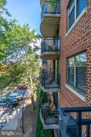 $585,000 | 3401 38th Street Northwest, Unit 316, Washington, DC 20016