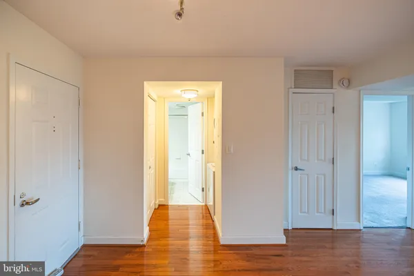 $585,000 | 3401 38th Street Northwest, Unit 316, Washington, DC 20016