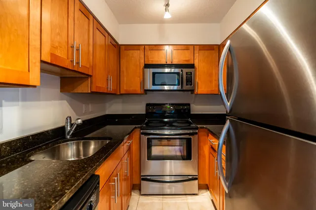 $585,000 | 3401 38th Street Northwest, Unit 316, Washington, DC 20016