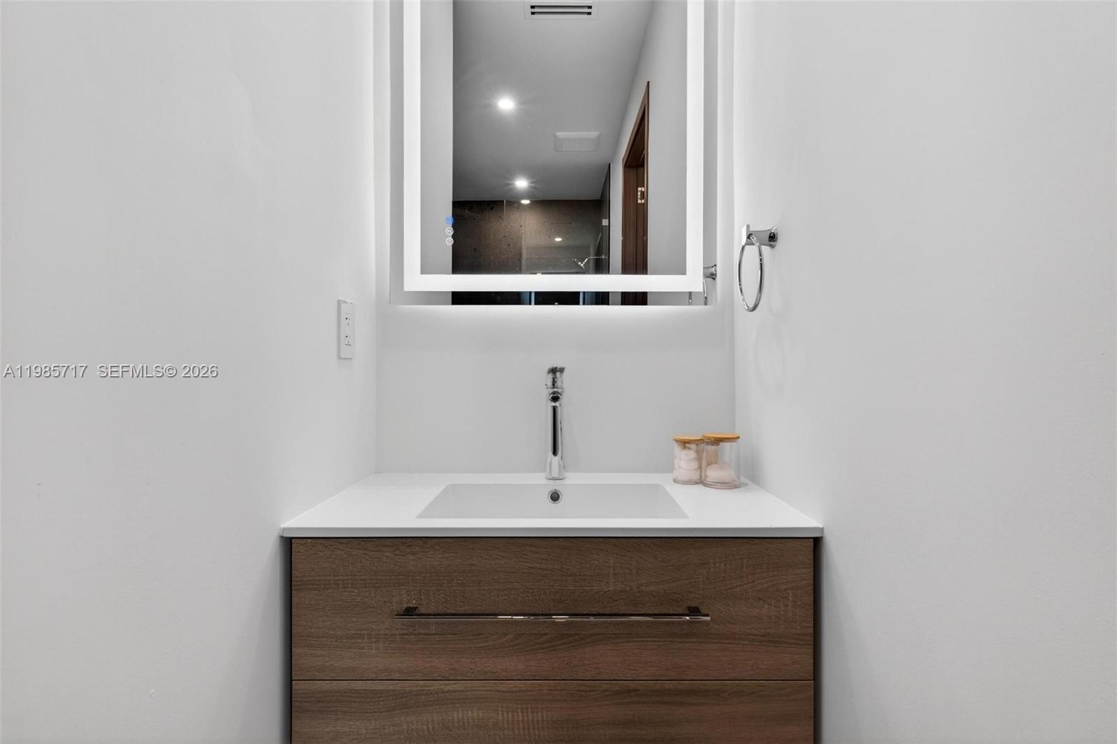 234 Southwest 22nd Road Miami, FL 33129 - Photo 69 of 94