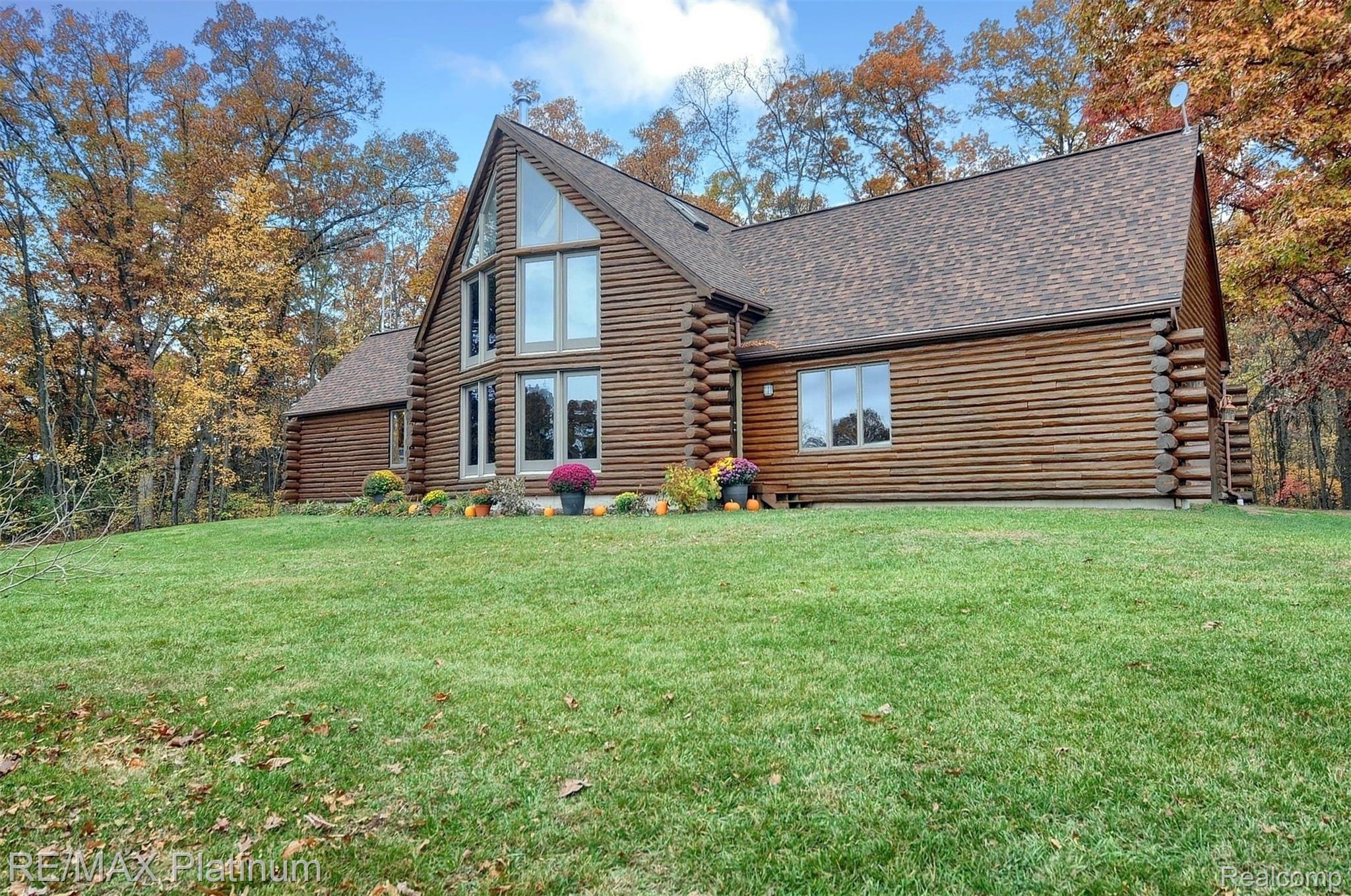 4133 Burns Road Linden, MI 48451 - Photo 3 of 39 3-Front 2nd View.jpg