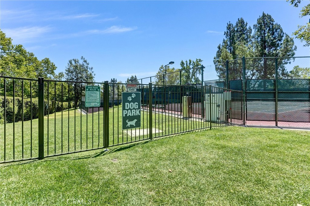 19605 Shadow Springs Way Porter Ranch, CA 91326 - Photo 31 of 33 Dog Park
