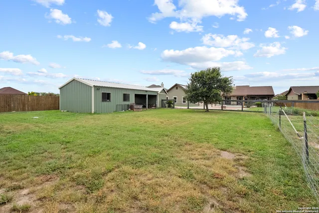 $649,999 | 622 North Dickson, Poth, TX 78147