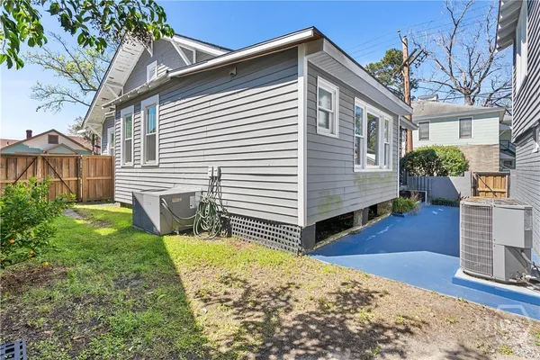 $2,400 | 802 East 36th Street, Savannah, GA 31401