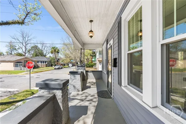 $2,400 | 802 East 36th Street, Savannah, GA 31401