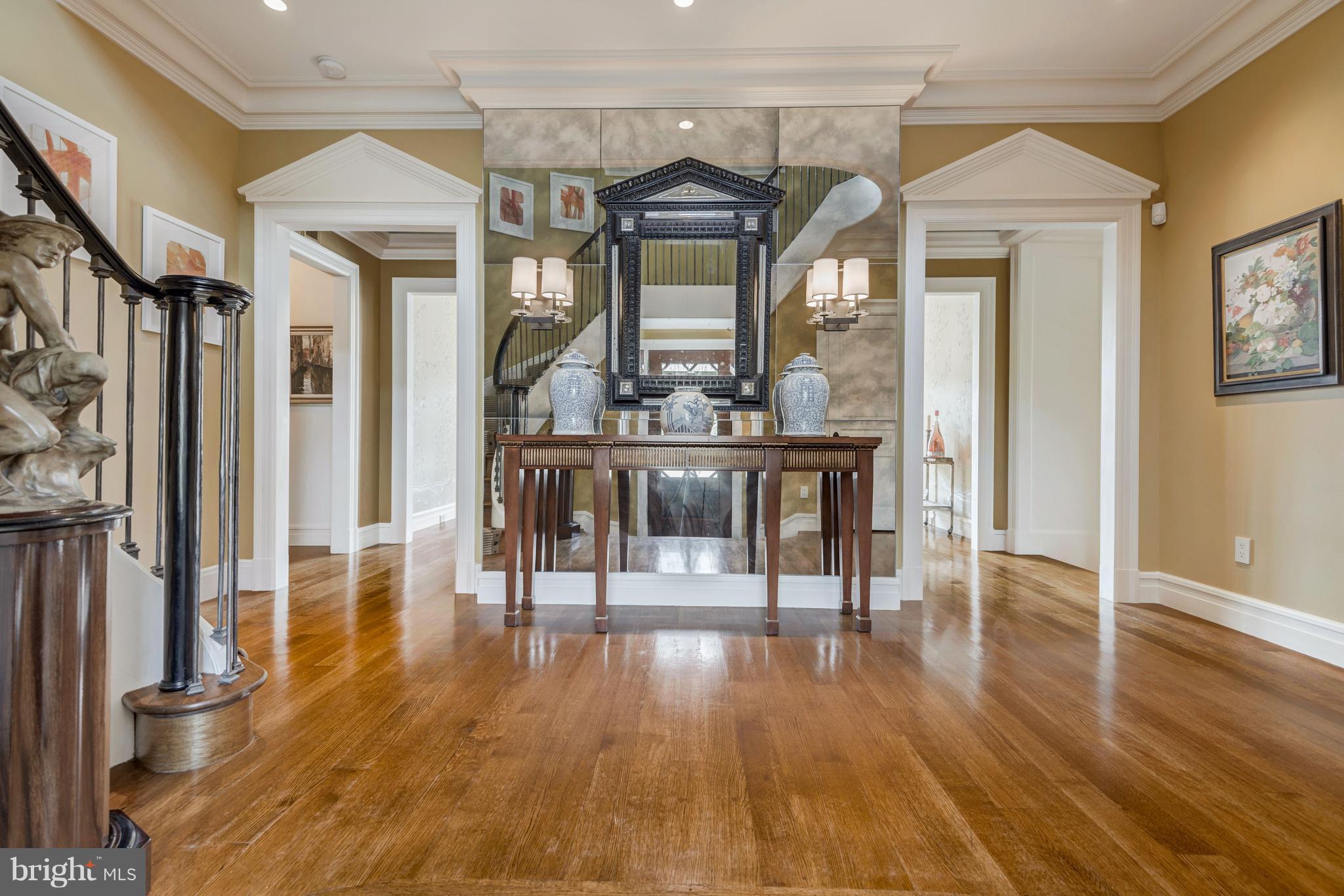 2166 Dunmore Lane Washington, DC 20007 - Photo 2 of 30 Foyer