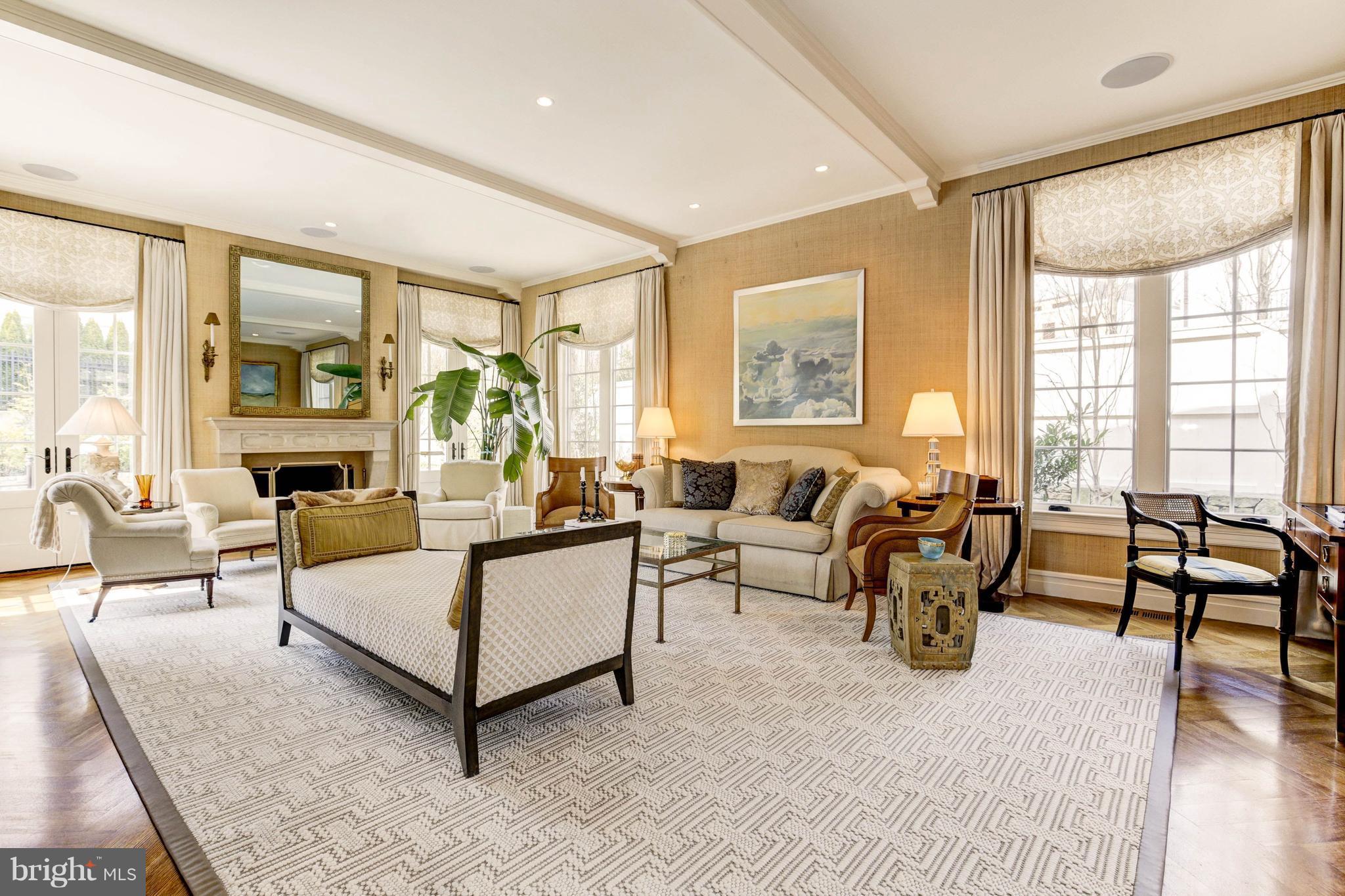 2166 Dunmore Lane Washington, DC 20007 - Photo 8 of 30 Living Room