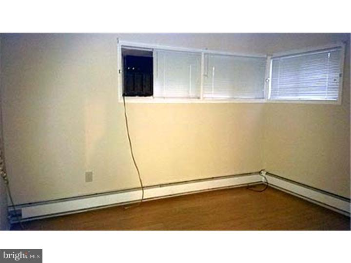 22 Grapevine Road Levittown, PA 19057 - Photo 16 of 23