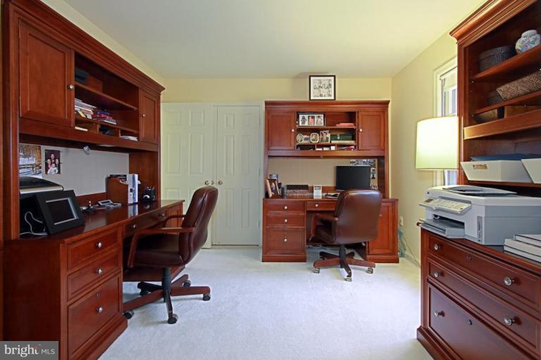 7806 Huntsman Boulevard Springfield, VA 22153 - Photo 13 of 20 Bedroom #2