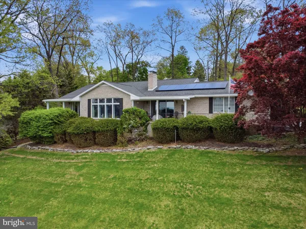 $385,000 | 13741 Villa View Drive, Waynesboro, PA 17268