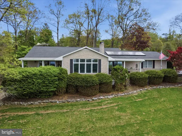 $385,000 | 13741 Villa View Drive, Waynesboro, PA 17268