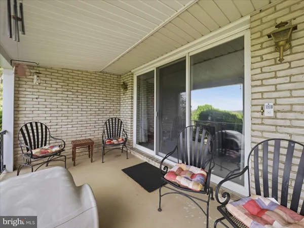 $385,000 | 13741 Villa View Drive, Waynesboro, PA 17268