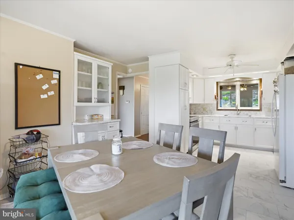 $385,000 | 13741 Villa View Drive, Waynesboro, PA 17268