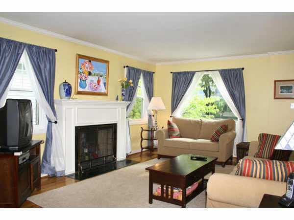 761 Vernon Road Columbus, OH 43209 - Photo 3 of 10