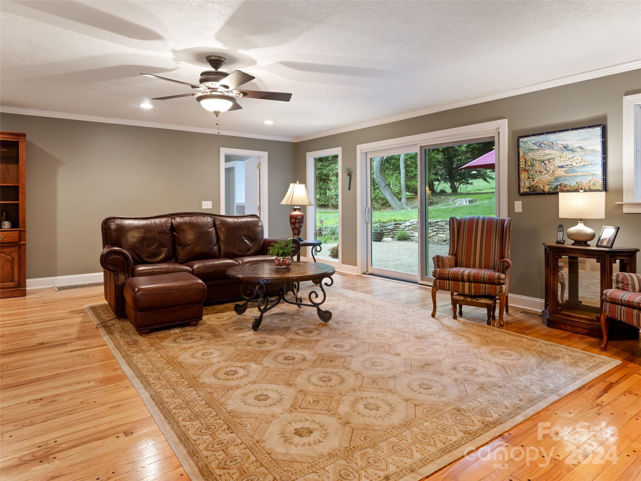 122 Overlook Road Asheville, NC 28803 - Photo 18 of 48 Gallery Image 18