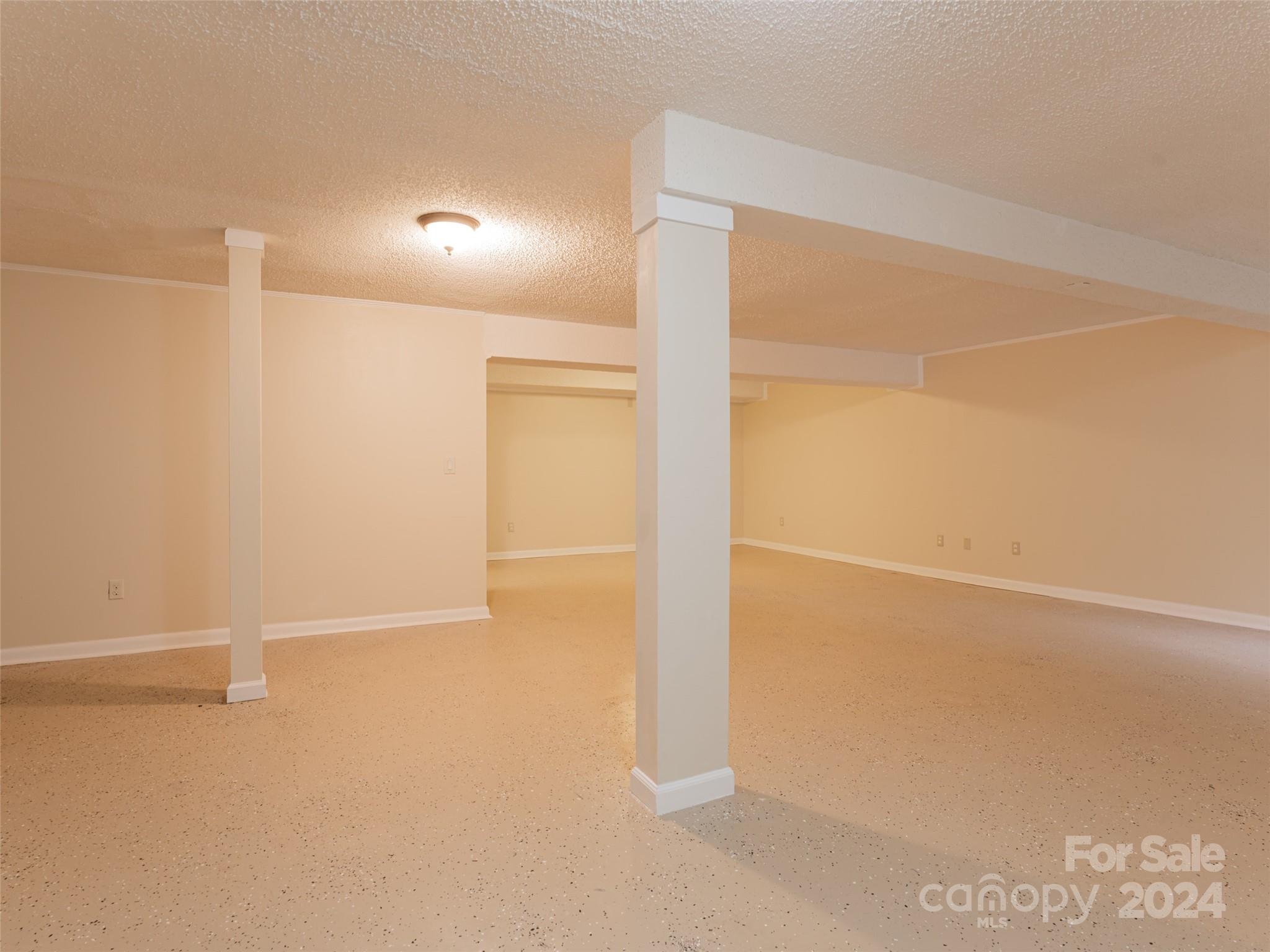 122 Overlook Road Asheville, NC 28803 - Photo 19 of 48 Gallery Image 19