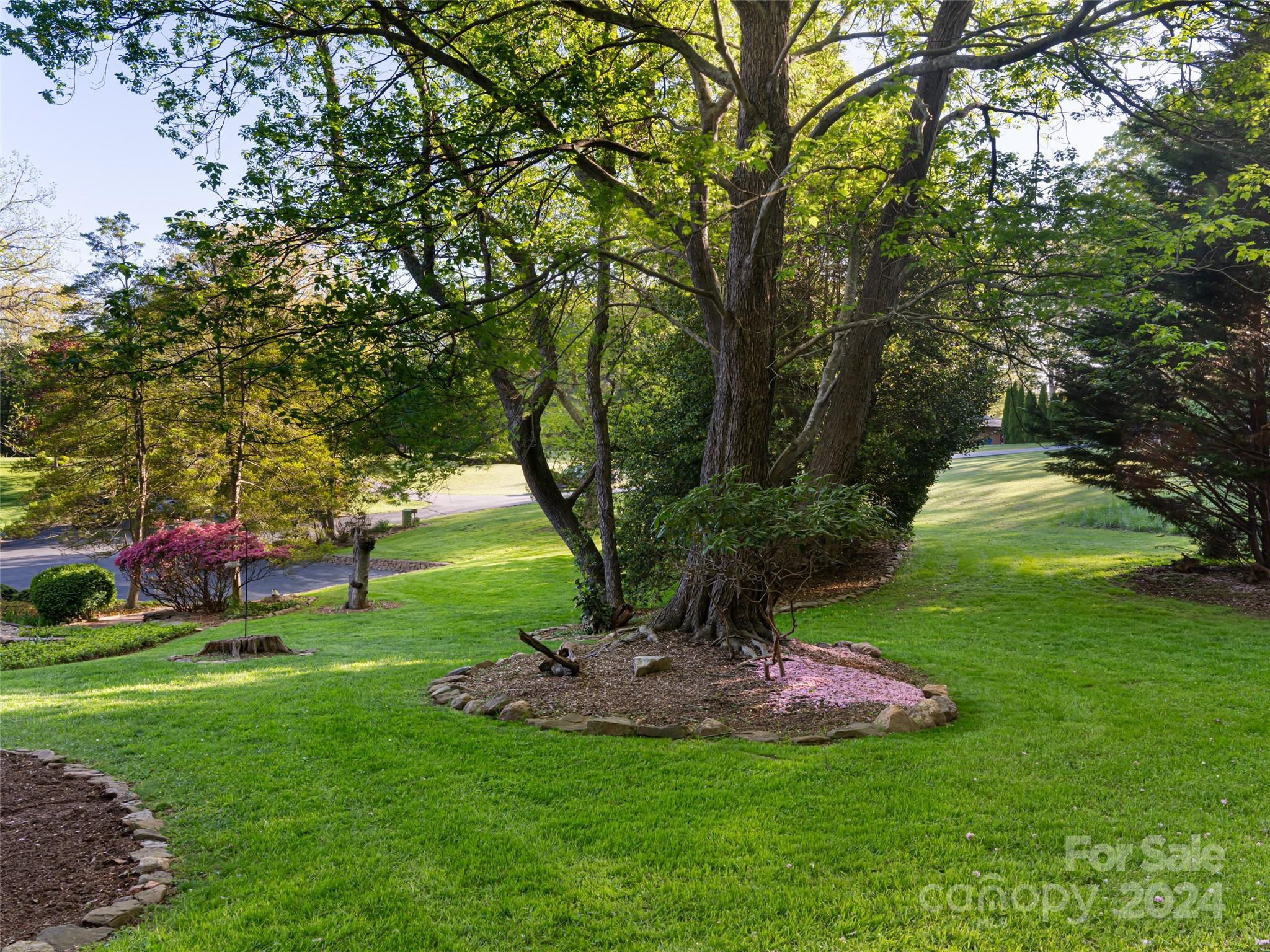 122 Overlook Road Asheville, NC 28803 - Photo 30 of 48 Gallery Image 30