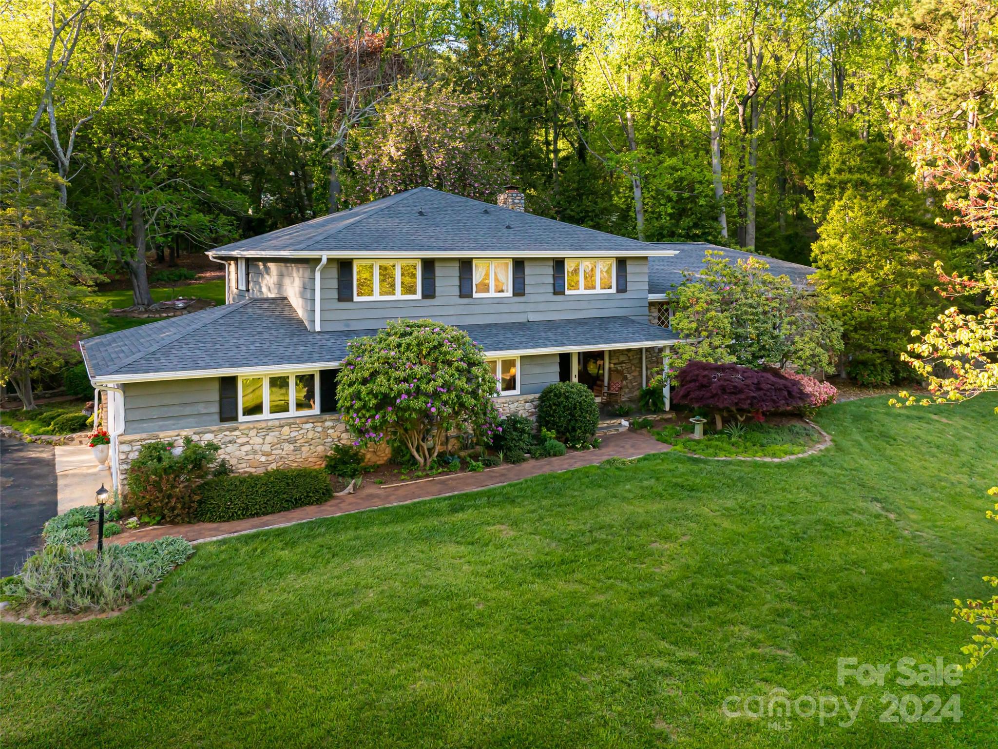 122 Overlook Road Asheville, NC 28803 - Photo 36 of 48 Gallery Image 36
