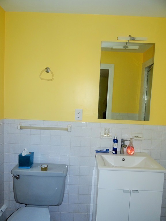 20 Bakers Hill Road Weston, MA 02493 - Photo 18 of 25 Gallery Image 18