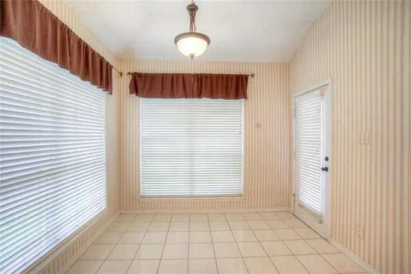 $2,850 | 6757 Burr Oak Drive, Plano, TX 75023