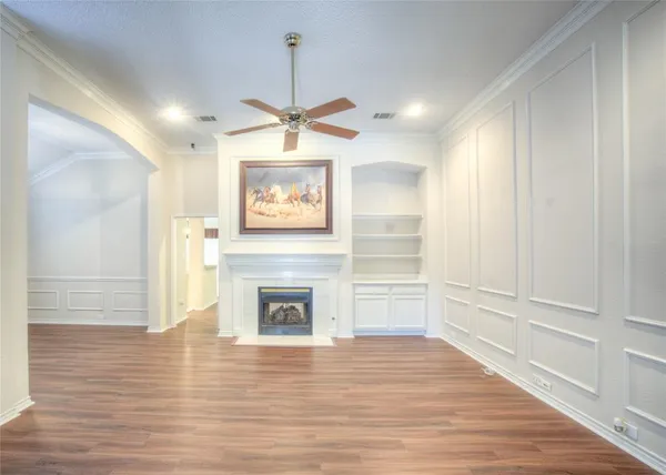 $2,850 | 6757 Burr Oak Drive, Plano, TX 75023