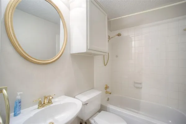 $2,850 | 6757 Burr Oak Drive, Plano, TX 75023